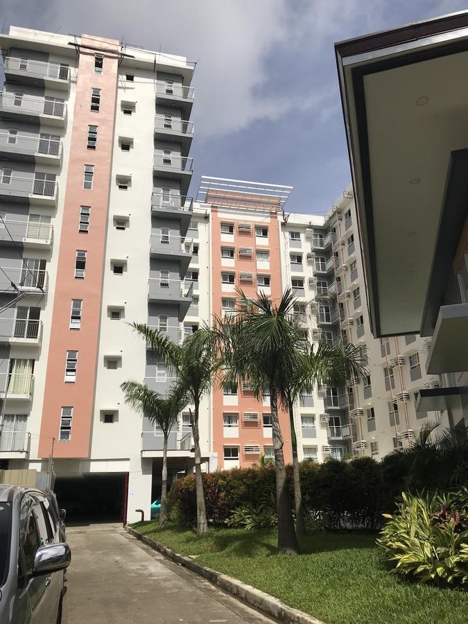 Mivesa Garden Residences By Cec Cebu Exterior photo